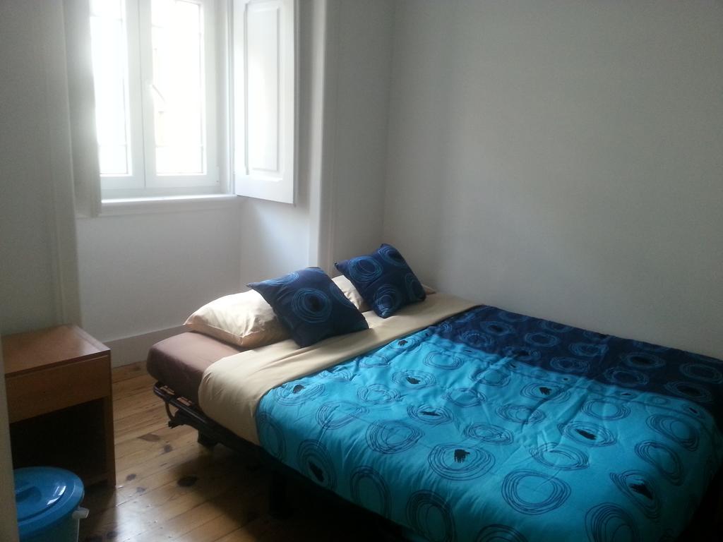 Lisbon Gambori Hostel Rum bild